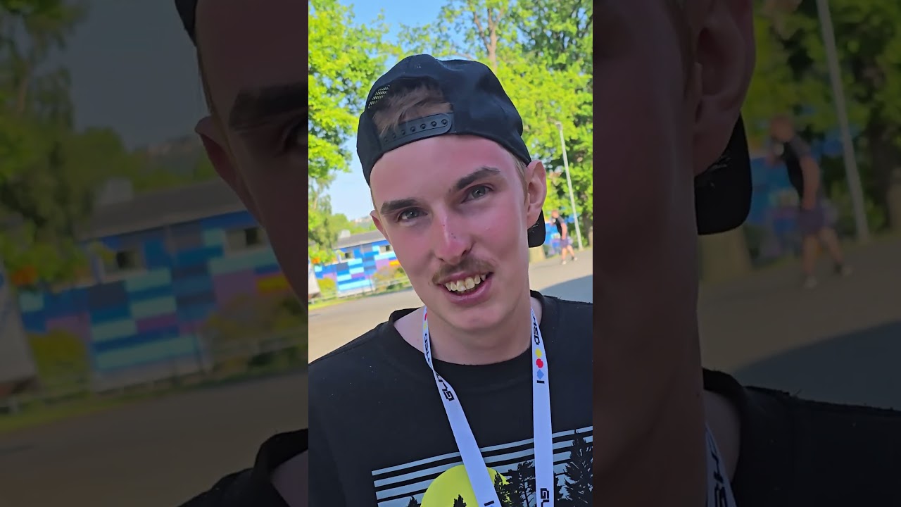 Om Noob-Erik svarar rätt får han hur många BURGARE han vill! #shorts