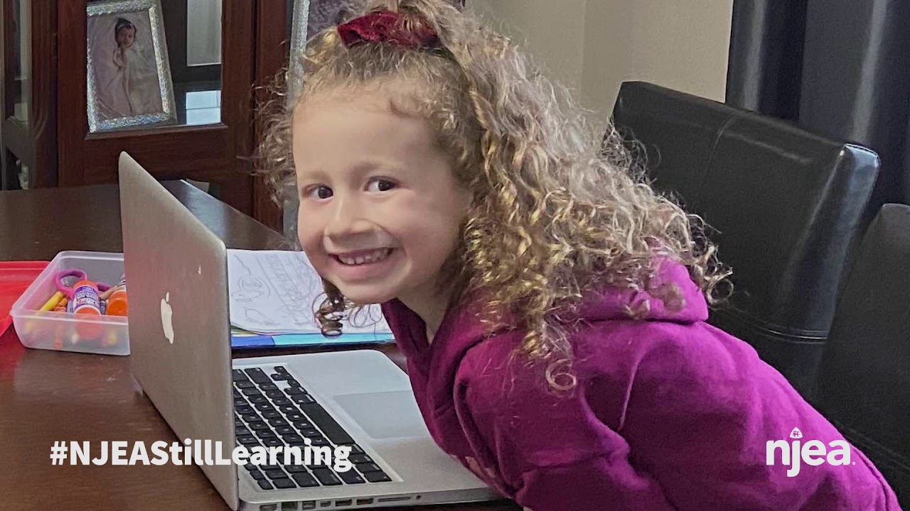 Spanish Voice Actress Issa Lopez Spanish Voice Over NJ Commercial