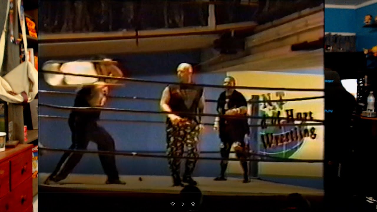 ONE OF THE GREATEST PRO WRESTLING MOVES YOU'LL SEE! YouTube