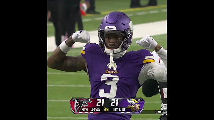 Jordan Addison with a spectacular catch for a 42-yard Gain vs. Atlanta Falcons