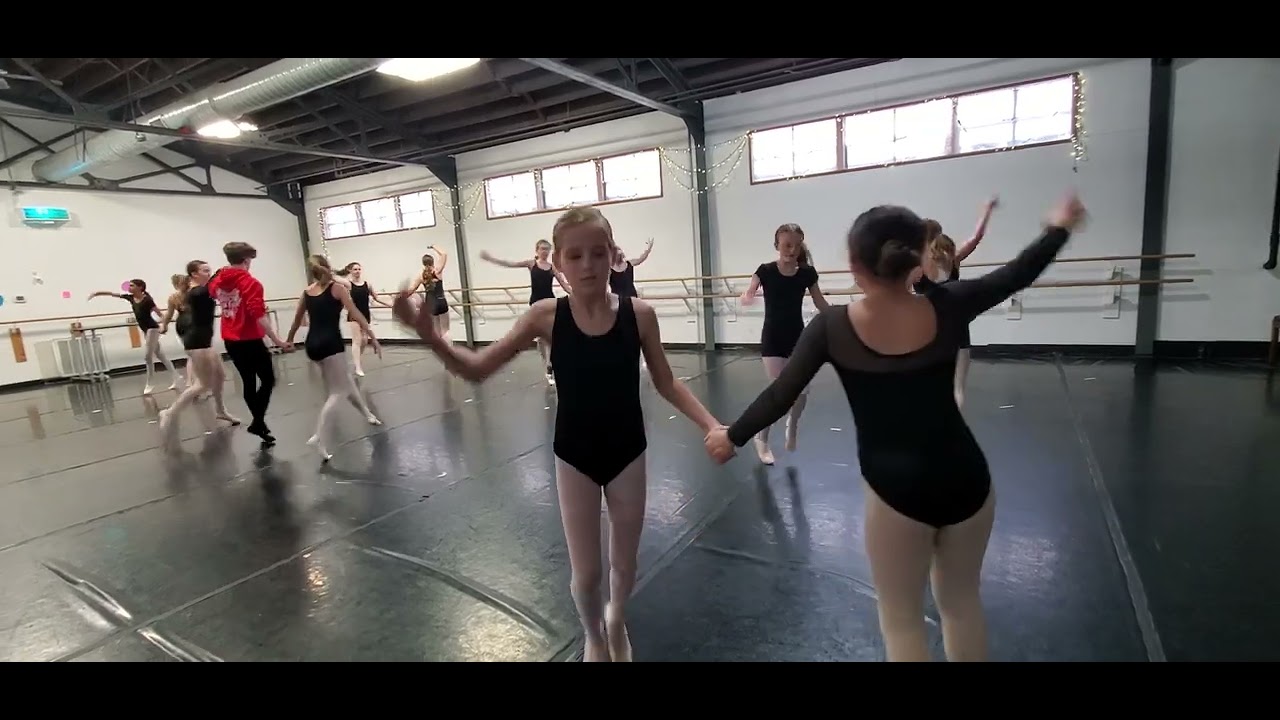 Party scene 7:30 cast. Oct. 29 - YouTube