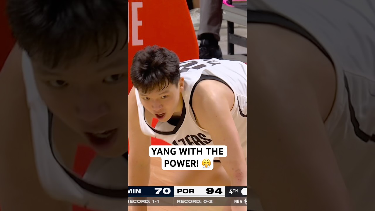 Yang Hansen throws it down!