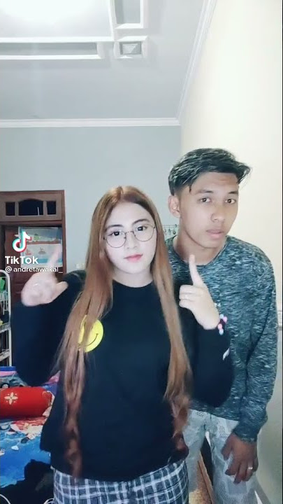 Mba Pink joget bareng sama mas Andre tawakal