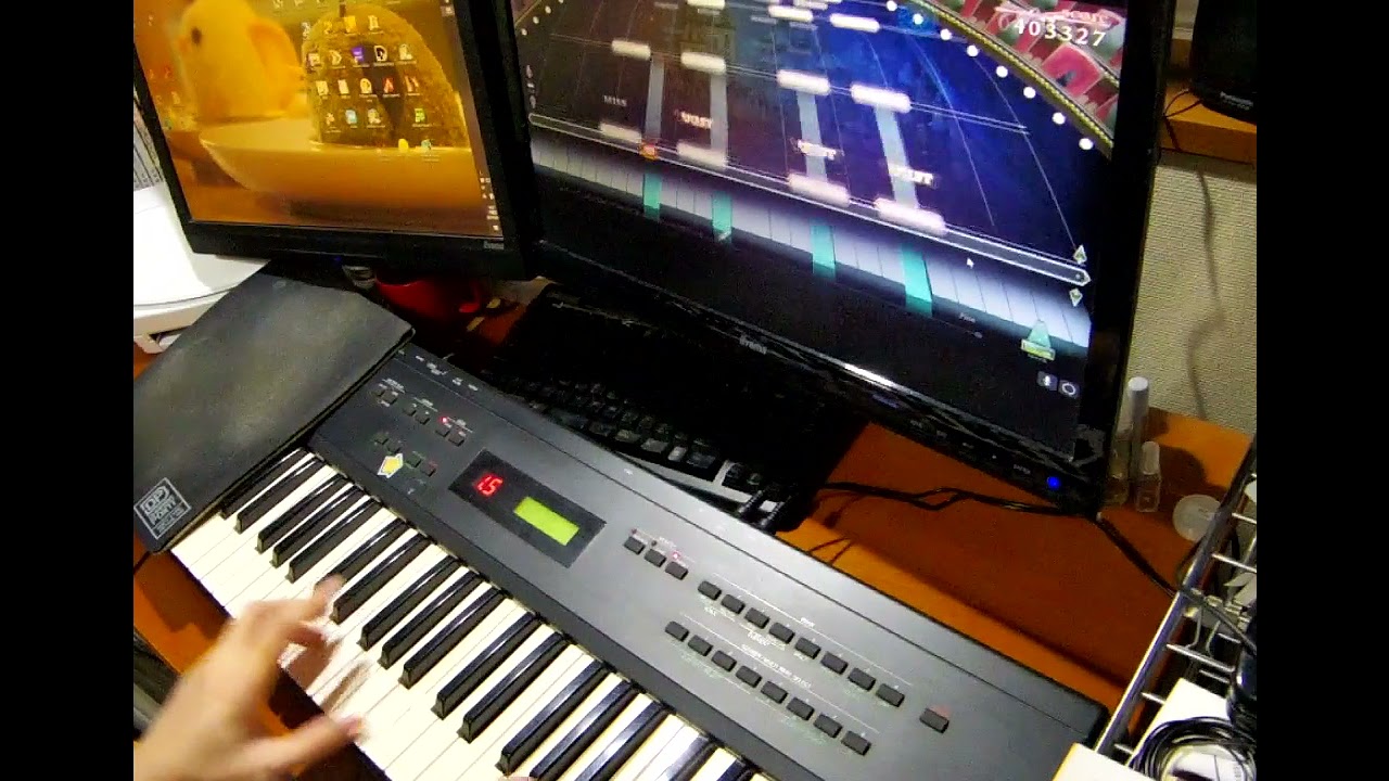 30年前のシンセサイザーを繋いでコナステのノスタルジアをプレイする