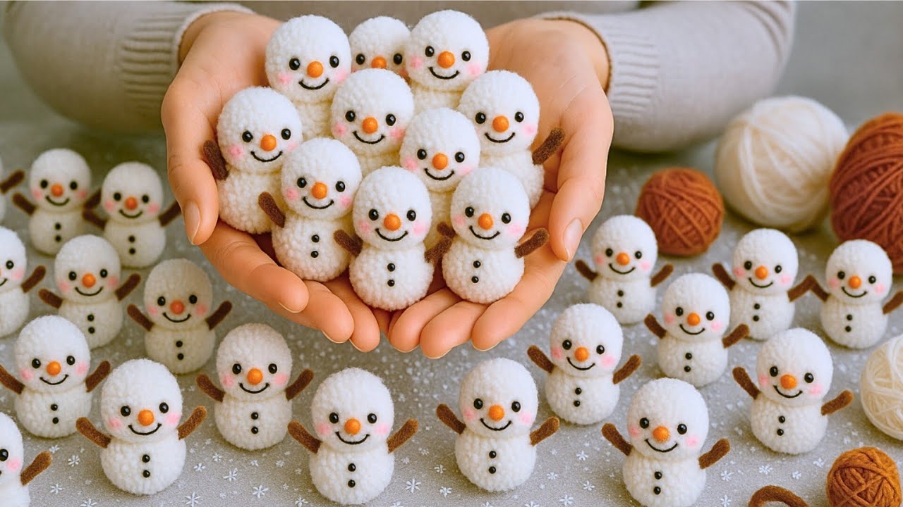 How to Make a Snowman Keychain in 5 Minutes? Only with Wool Yarn