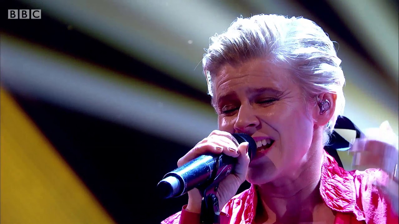 Robyn performs Honey on Later... with Jools Holland