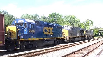 Q370 With Dash 8 Leader And GP38-2 Trailing