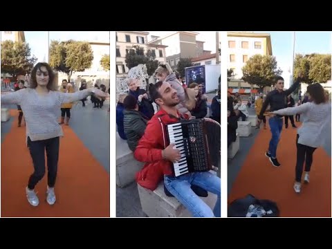 ასე ერთობიან ქართველები იტალიაში - ქართველი ემიგრანტი გოგონას ცეკვა „აჭარული\" | იტალიის ქუჩაში