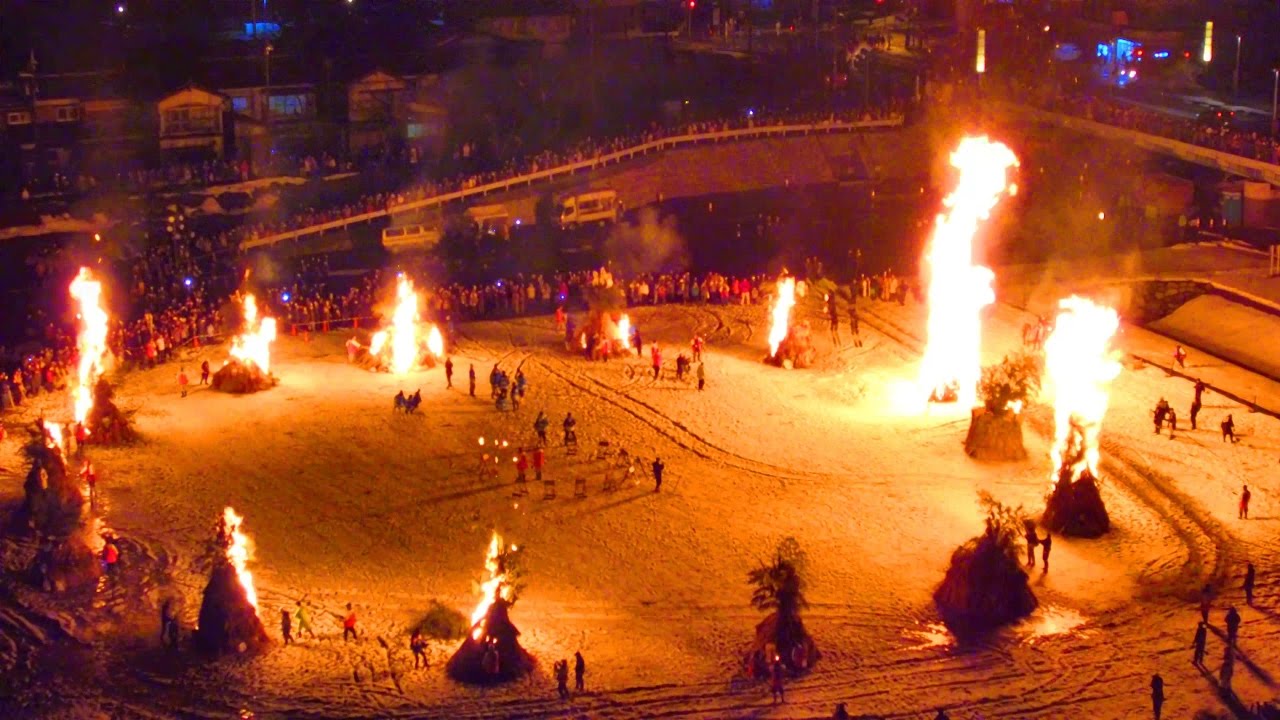 勝山左義長まつり　[どんど焼き]　2017   4K空撮