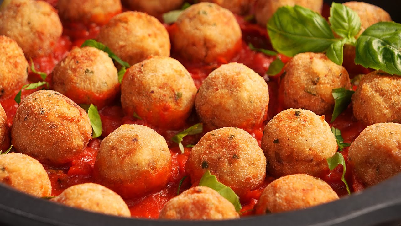 Albóndigas de Berenjena en Salsa Napolitana ¡Deliciosas y Fáciles!