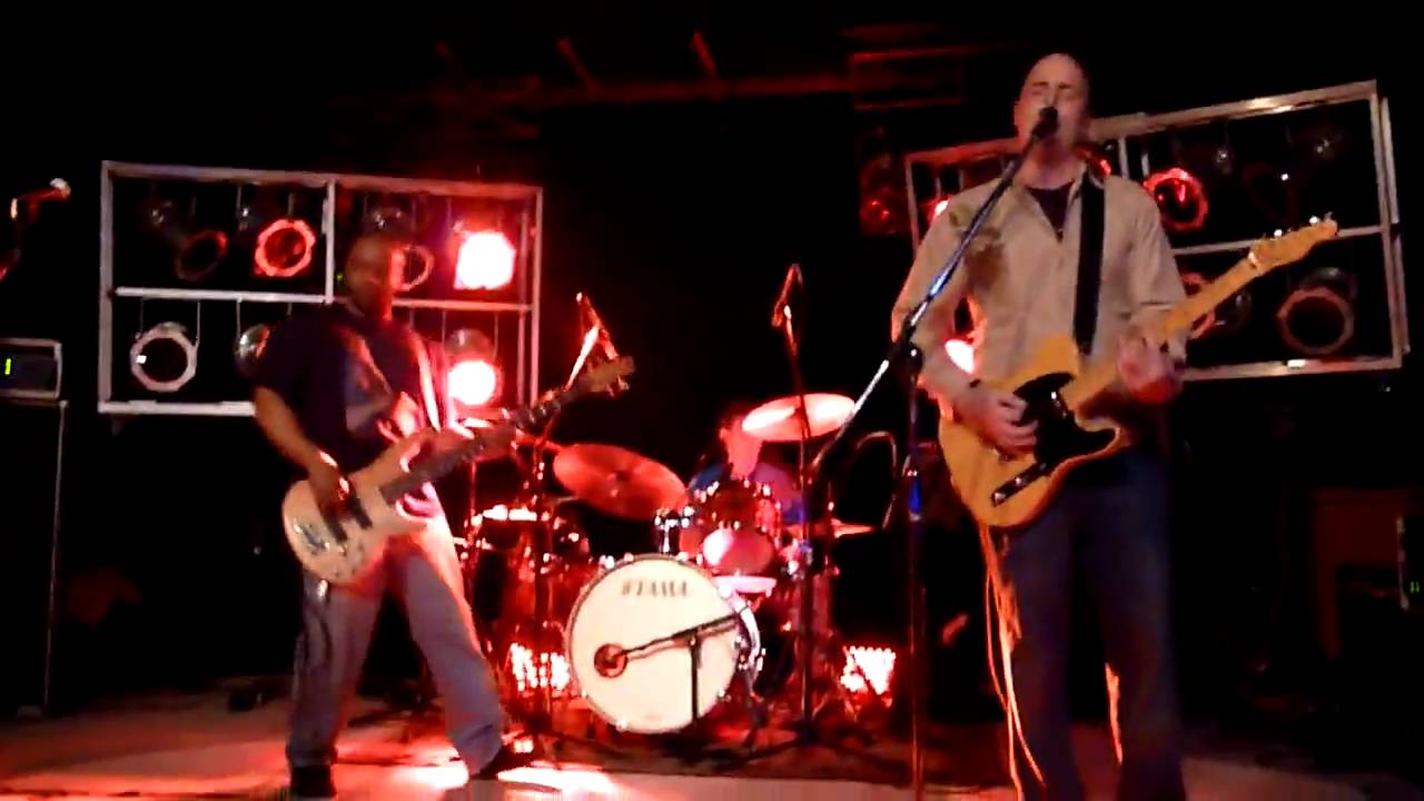 The Machine Gun Band-Walk this Way-The Soapbox-Wilmington, NC.mp4 - YouTube