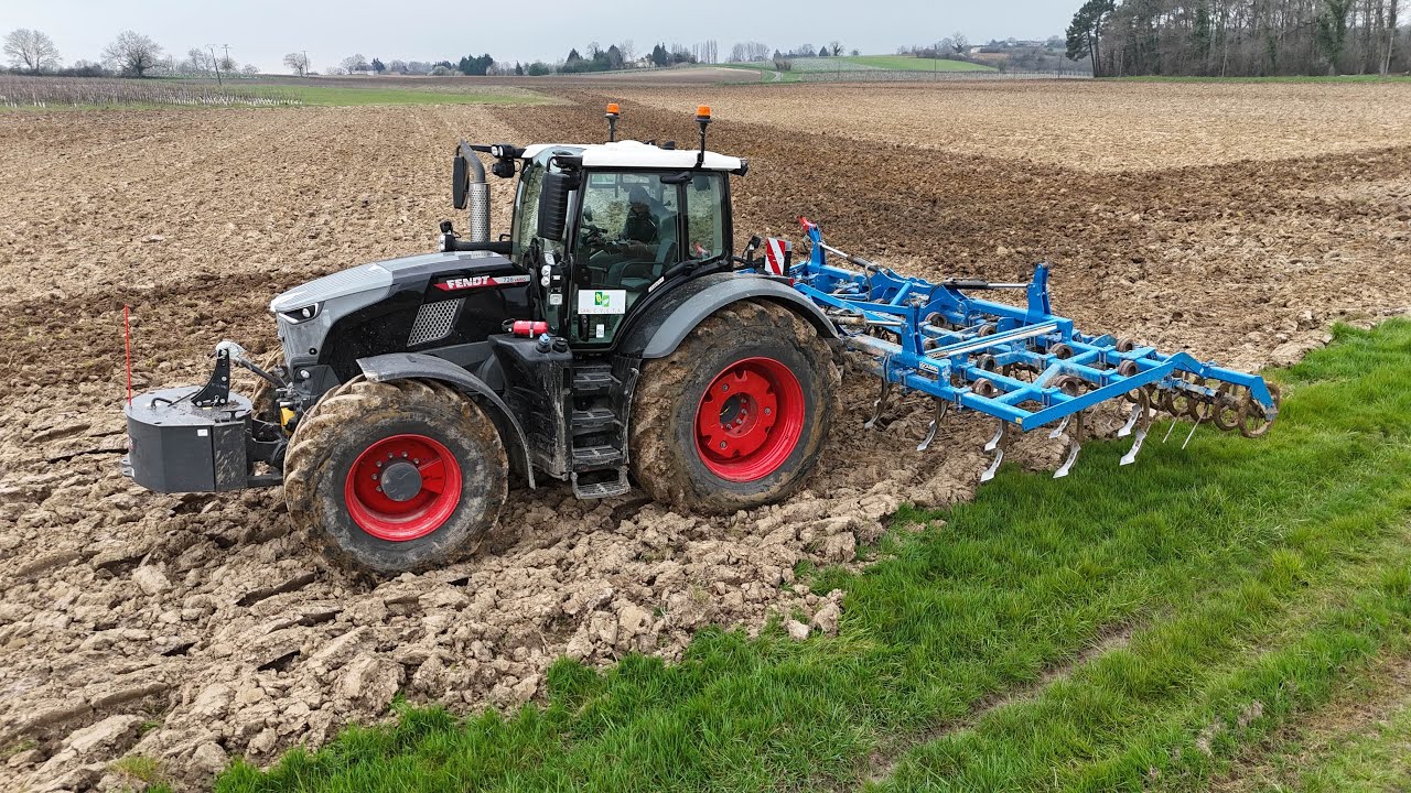 Reprise de labour avec une Fendt 726 Gen7 & cultivateur CARRÉ