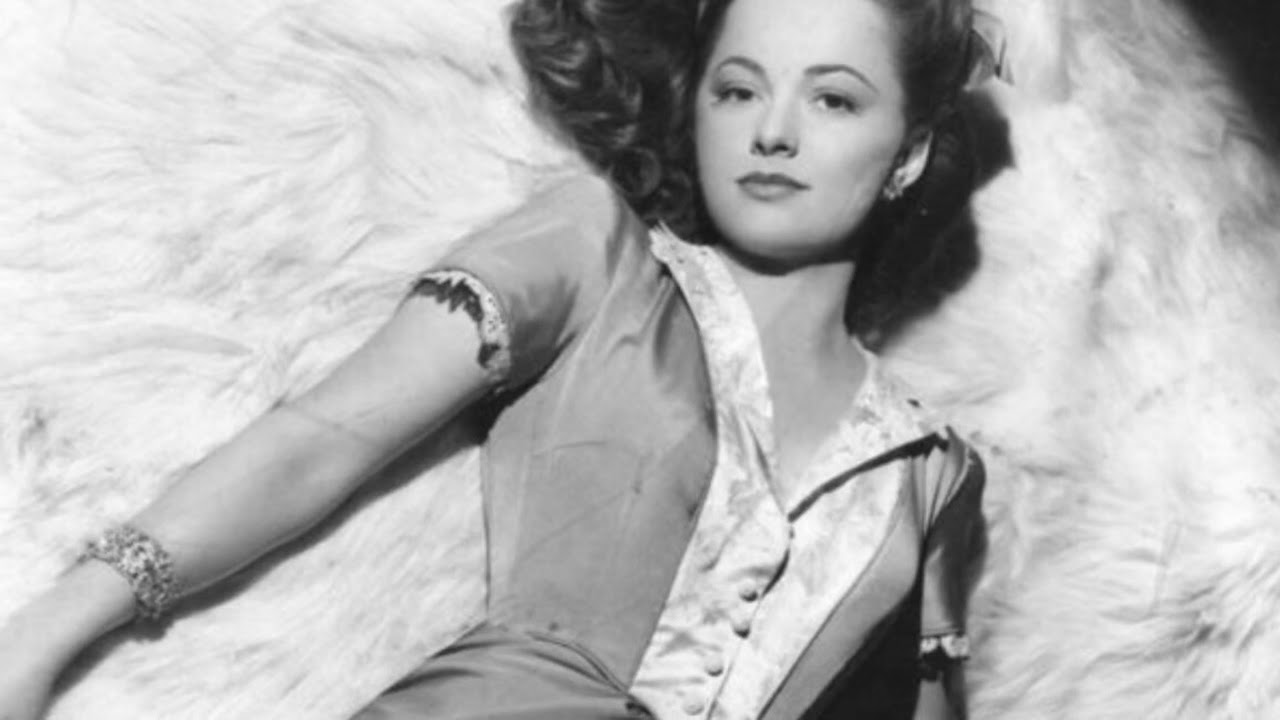 Happy Birthday Olivia de Havilland: A Look Back at the Movie Star's ...