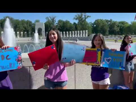 Educate Fairfax Grant in Action - South County Middle Schoolers Give Blankets to Honor Flight Vets.