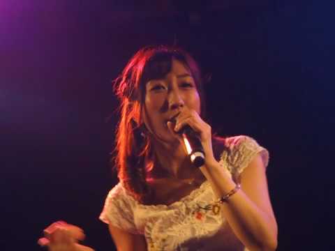 角田睦美。「Automatic」(宇多田ヒカル)、京橋ベロニカ、１７.０５.１０
