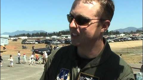 A-10C Warthog Pilot and open cockpit tour