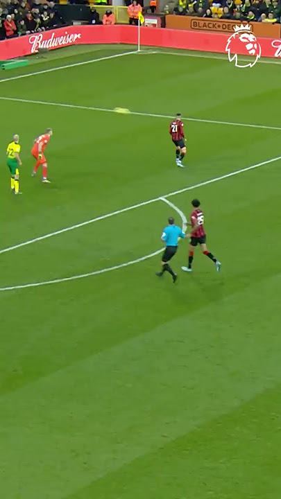 When an outfield player thinks he’s a goalkeeper