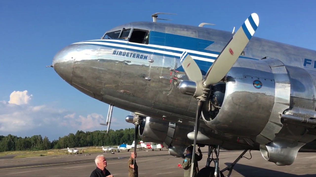 Dc-3 Helsingin taivaalla