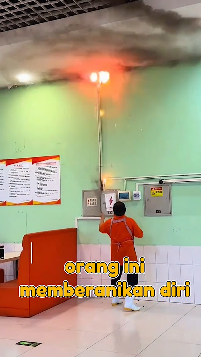 Orang hebat Mematikan arus listrik terbakar bertegangan tinggi#shorts