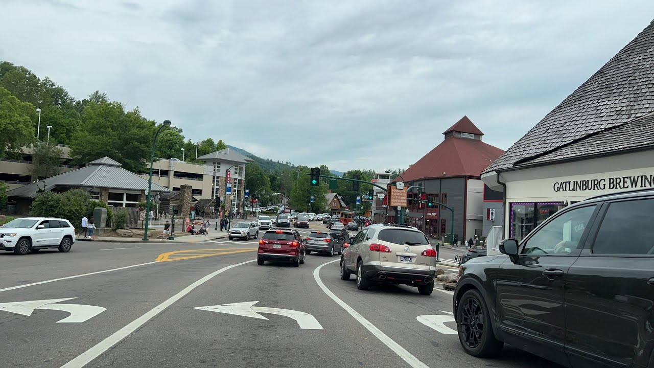 LIVE Gatlinburg memorial day weekend 🌄 Smoky Mountains Tennessee YouTube