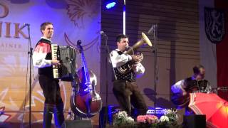 Saso Avsenik & seine Oberkrainer  -  Zu jedem Feste wünschen wir das Beste