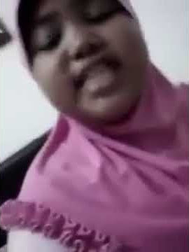 Kau tu darjah 3. Hormat sikit orang darjah 5 ea!