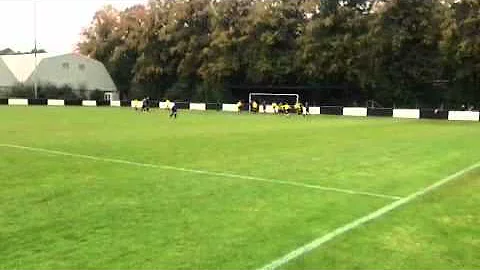 Kelly McDougall hits the bar for Sunderland Womens...