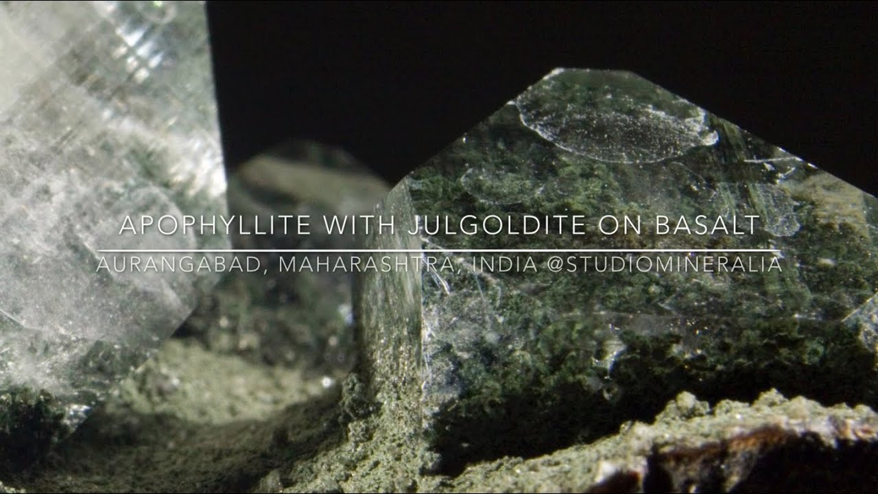Apophyllite on Julgoldite video thumbnail