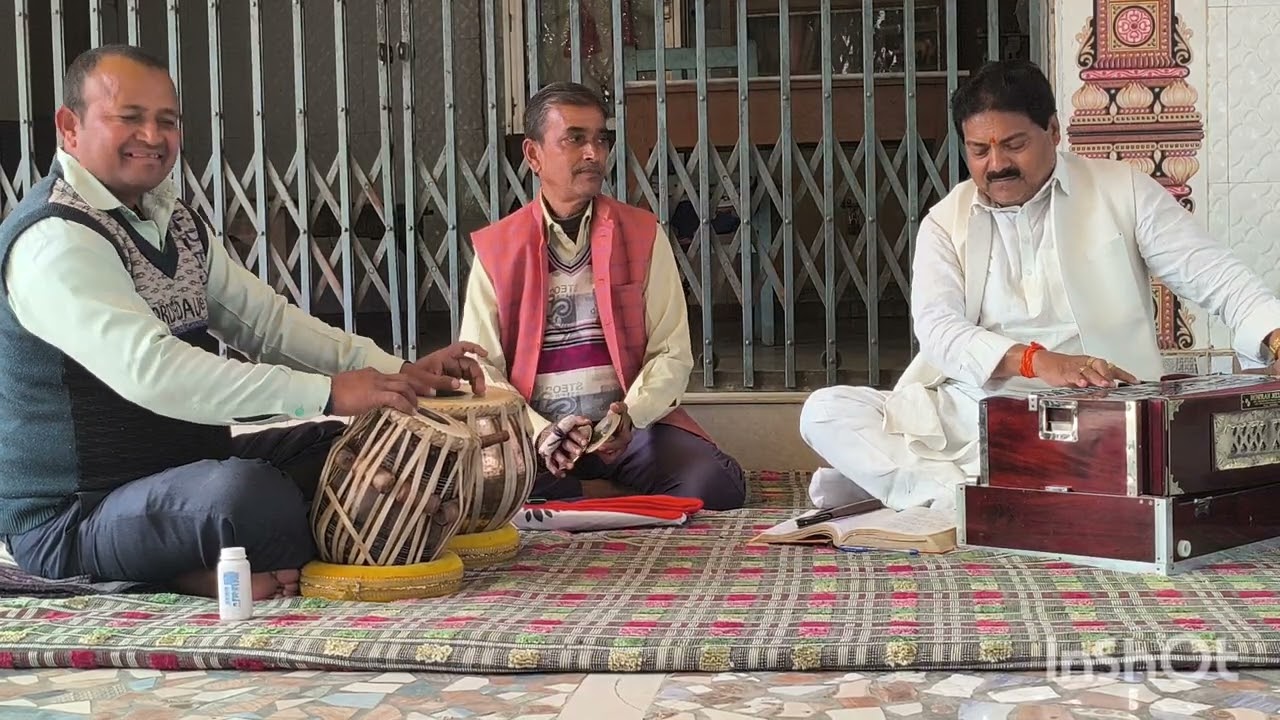 १६३८)बईठकी में #होली | आसरा पर फिरताटे पानी | गायक #मननगिरी मधुकर तबला #मिथिलेशजी #दीनबंधुजी २४.२.२५