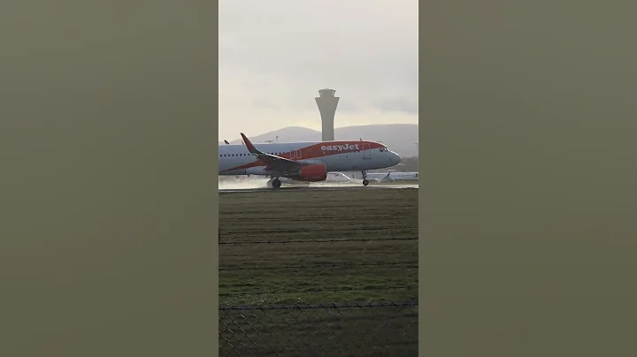 EasyJet A320 G-EZOJ EDI-CDG 10th Dec #aviation #avgeek #plane #spotting #airbus #takeoff #airport