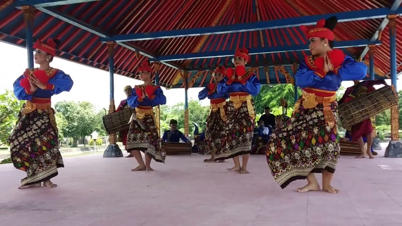 Tari Oncer ( Tari Sasak Lombok )