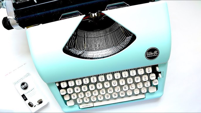 Máquina de escribir Typecast Typewriter Pink We R Memory Keepers