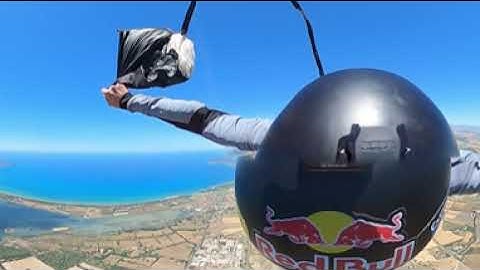 Skydiving Jump - Tracking with Gianma, Giulia & Sansi - 92° jump [360°]