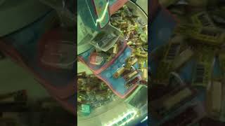 「とってき屋世界一のゲームセンター」10円のUFOキャッチャーやってみた