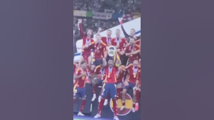 Spain lift the euro 2024 trophy