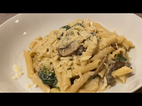 One Pan Pasta Recipe || Not So Creamy Pasta || Mushroom Spinach & Chicken Pasta || Pasta Cream Sauce