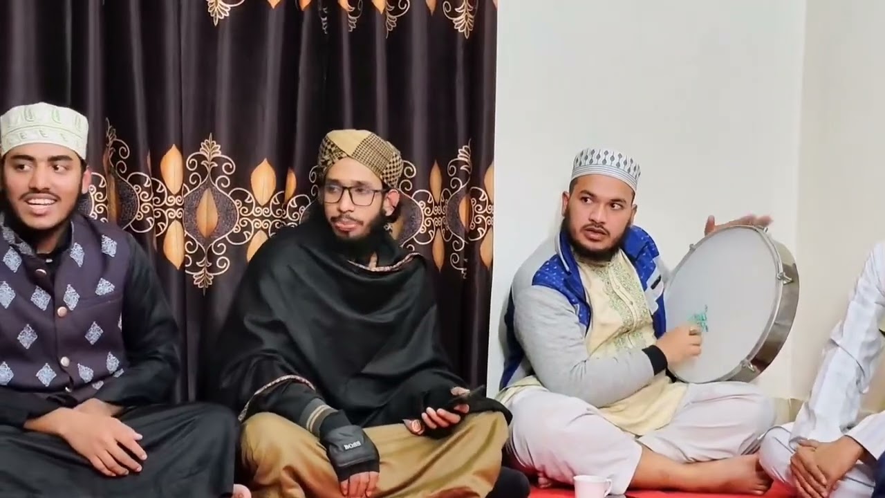 নাতে মুস্তফা ﷺ || মাদিনা ওয়ালার দেশত || শিল্পী রিফাতুল ইসলাম 