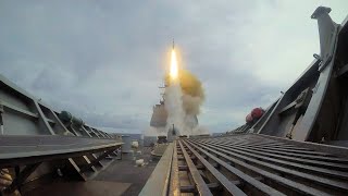 USS Shiloh Launches Missile - PG23