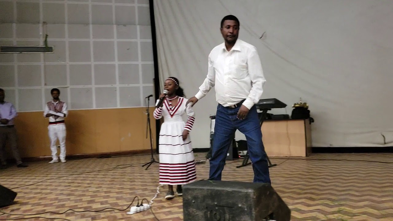 Eebbaa kitaabaa Hubbannoo Oromoof jedhu Leellisaa Zamaduu Abdii irratti Seenet Gizaachoo  walalaaloo