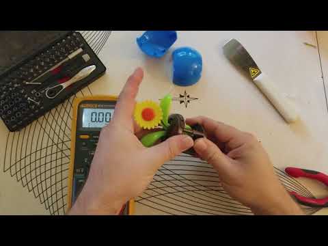Solar Flower Flopper Teardown P1