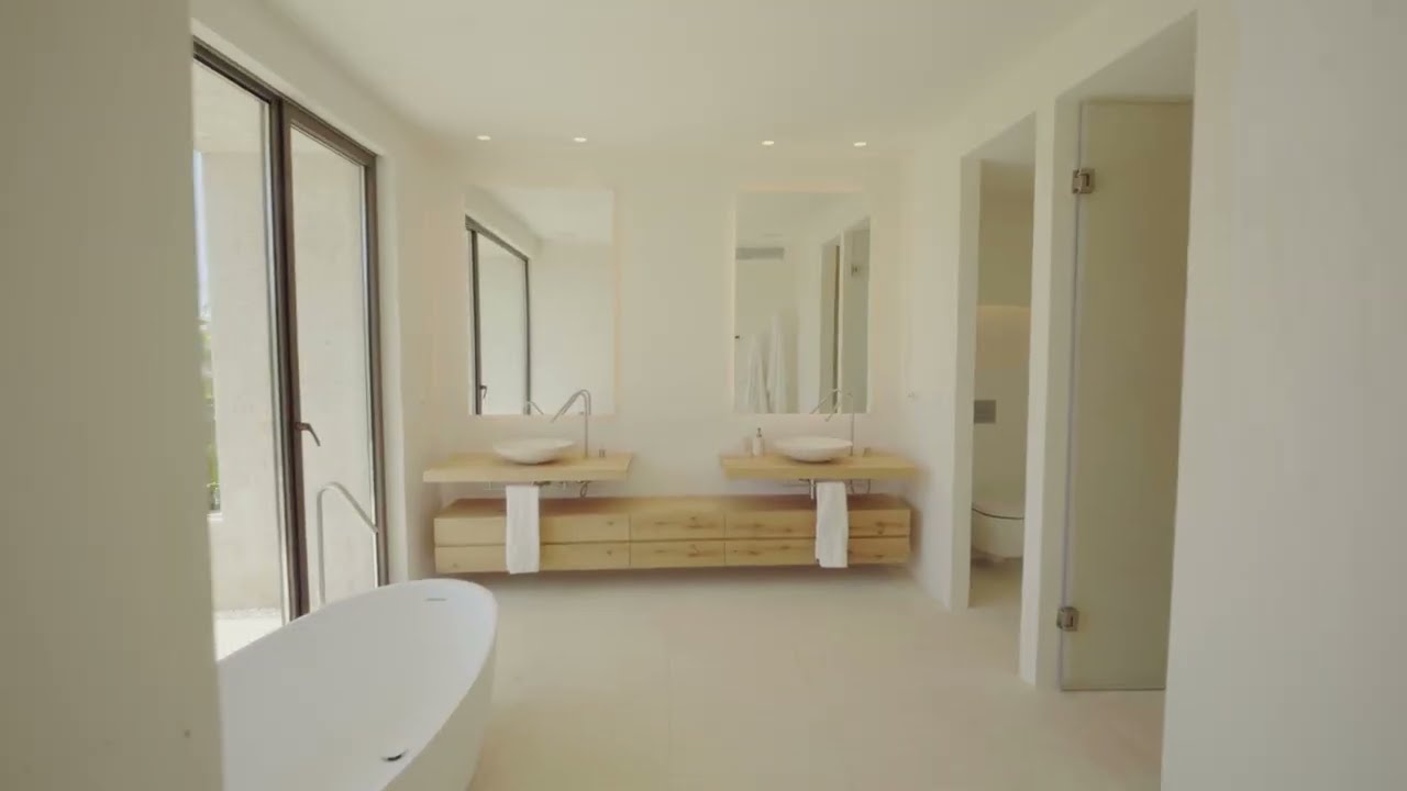 Exclusive Villa in Can Furnet, Ibiza | Discover It with Le Exclusif