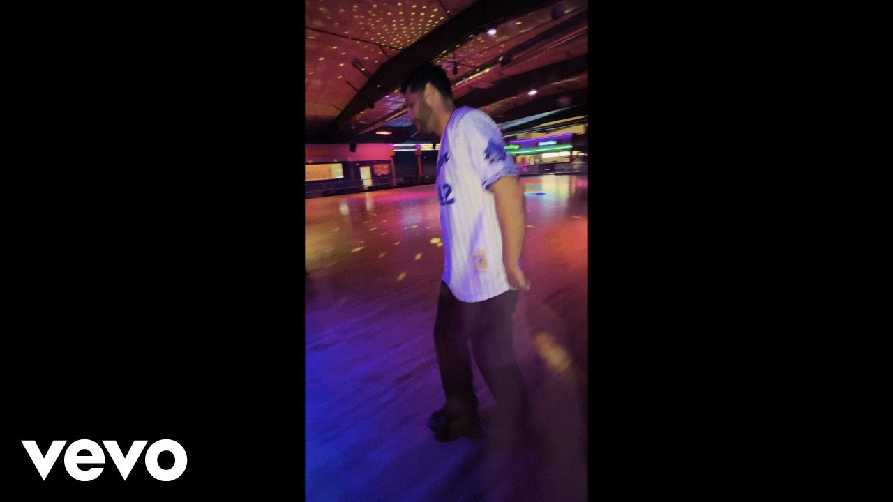 Johnny Burgos, Jeremy Page - Sidelines (Official Video) adlı videoyu YouTube'da izle Johnny Burgos, Jeremy Page - Sidelines (Official Video) adlı videoyu YouTube'da izle