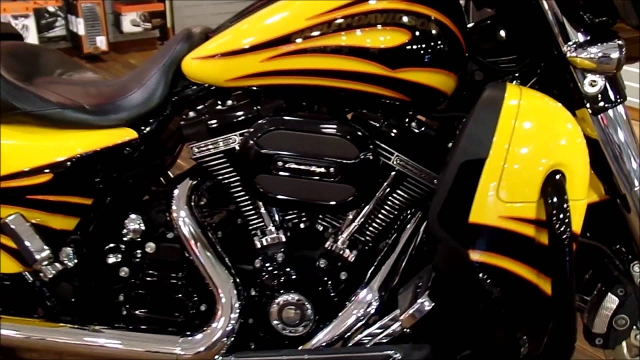 2015 FLHXSE712 harley-davidson trikes