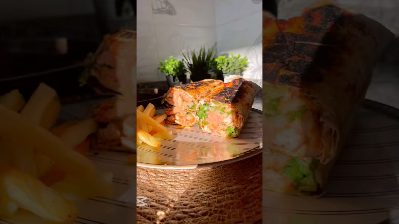 ✅ANNE ELİNDEN DÖNER #yemek #dürüm #tavukdürüm #streetfood #yemektarifi #asmrfood #foodshorts #çıtır