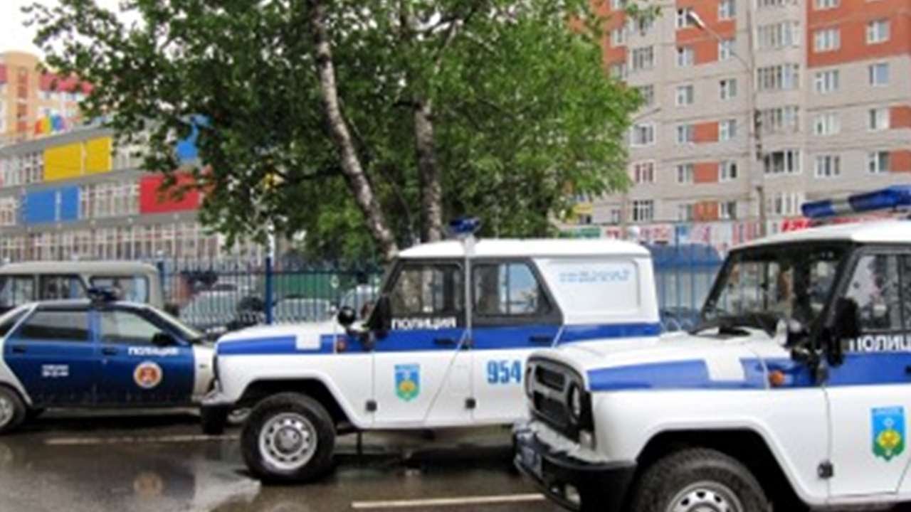 Сирена машина полиция