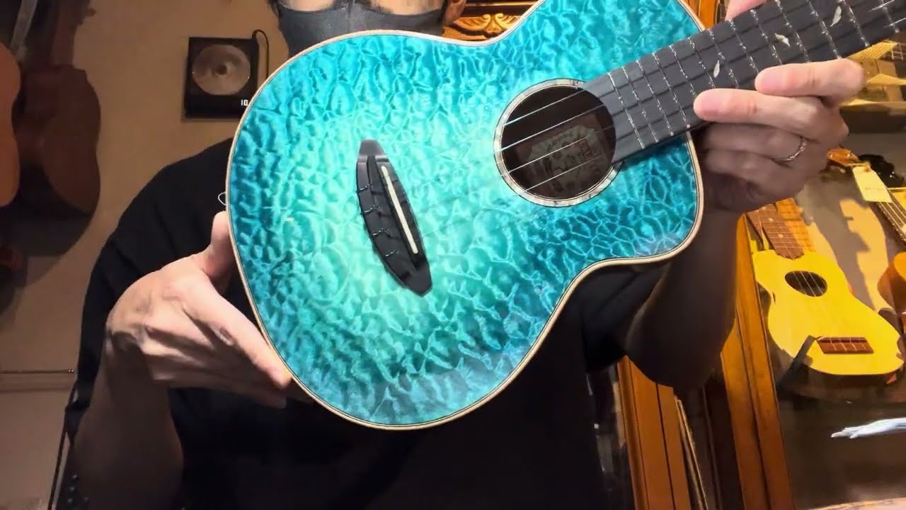 aNueNue 2026 New Tenor Ukulele aNN-UT188 Moana Blue Review - YouTube