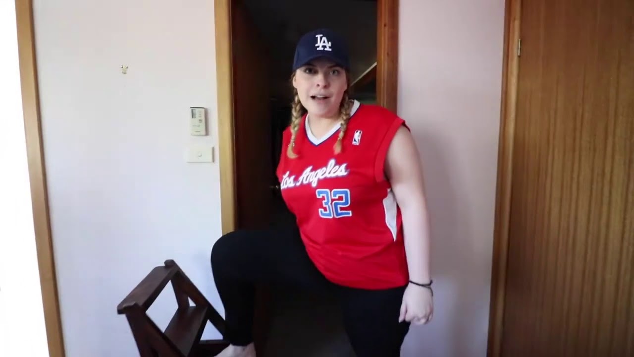 INDY & JOSIE LOVE WHAT NOT TO WEAR