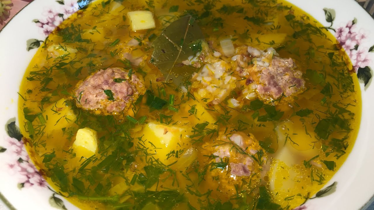 מרק בשר עם תפוחי אדמה וכוסמת