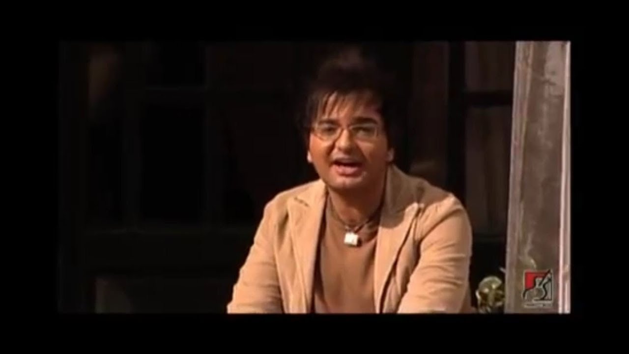 Mehdi Moghaddam - Godrelov auf YouTube ansehen Mehdi Moghaddam - Godrelov auf YouTube ansehen