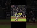 捕手のノールック神プレーによってランナーアウト!! #野球 #プロ野球